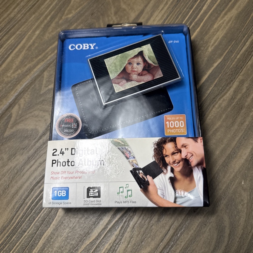 Coby Digital Photo Album DP-240 2.4" 1GB Black New MP3 Player SD Slot 2008